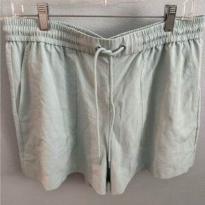 Women’s Lou and Grey  Light Mint Elastic Waist Drawstring Shorts